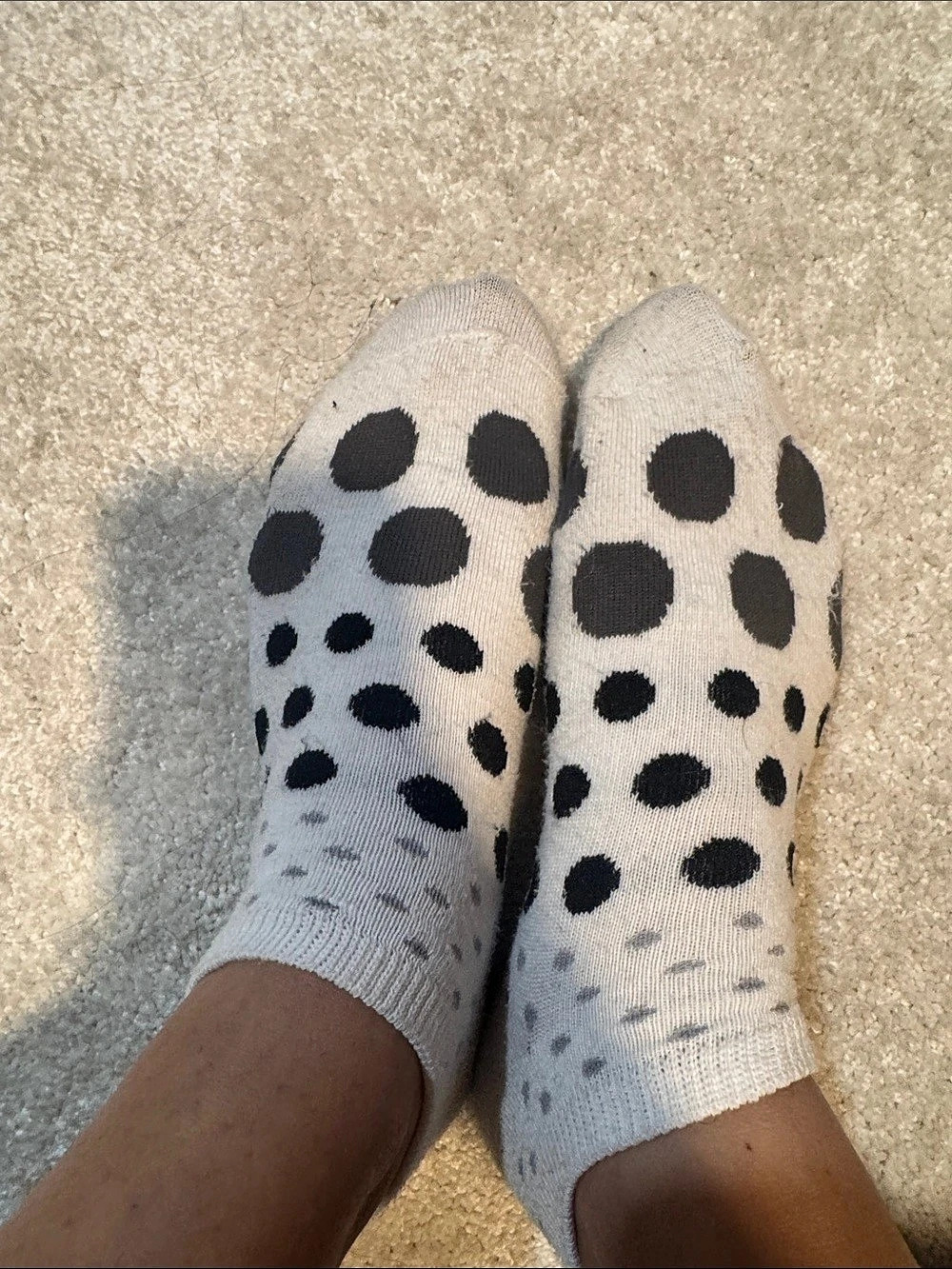 Women's Spotted Socks in White & Black
